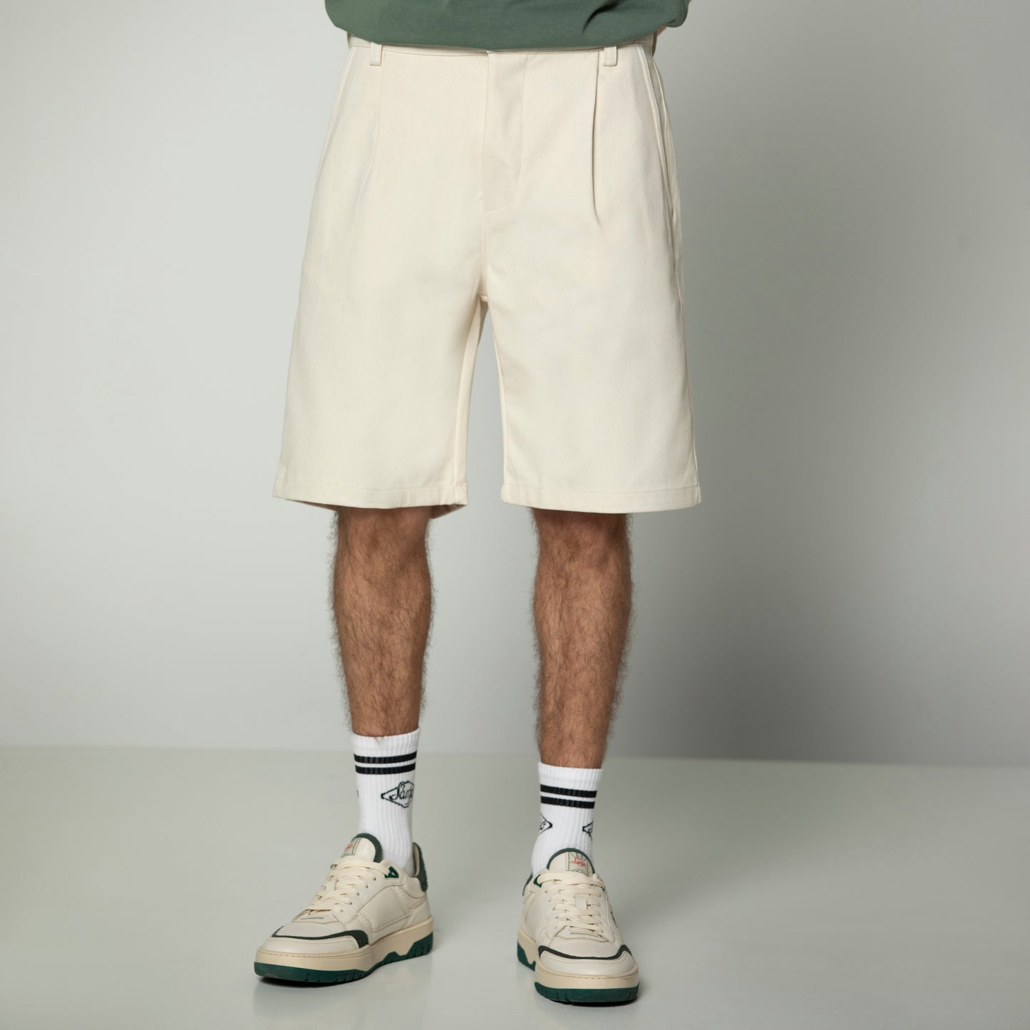 Sanjo Canvas Boxy Shorts // Cream