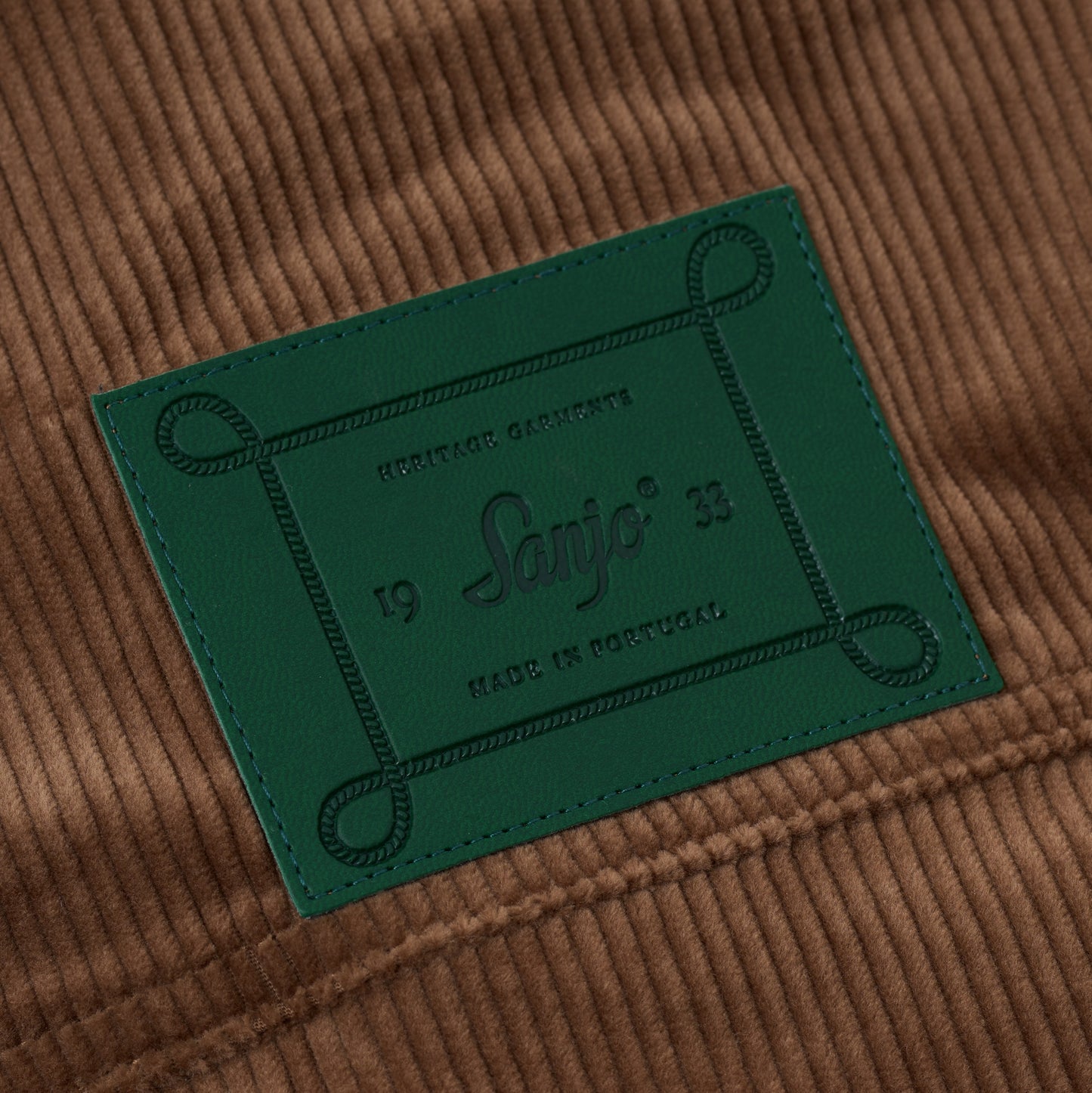 Sanjo Corduroy Retro Coat // Brown