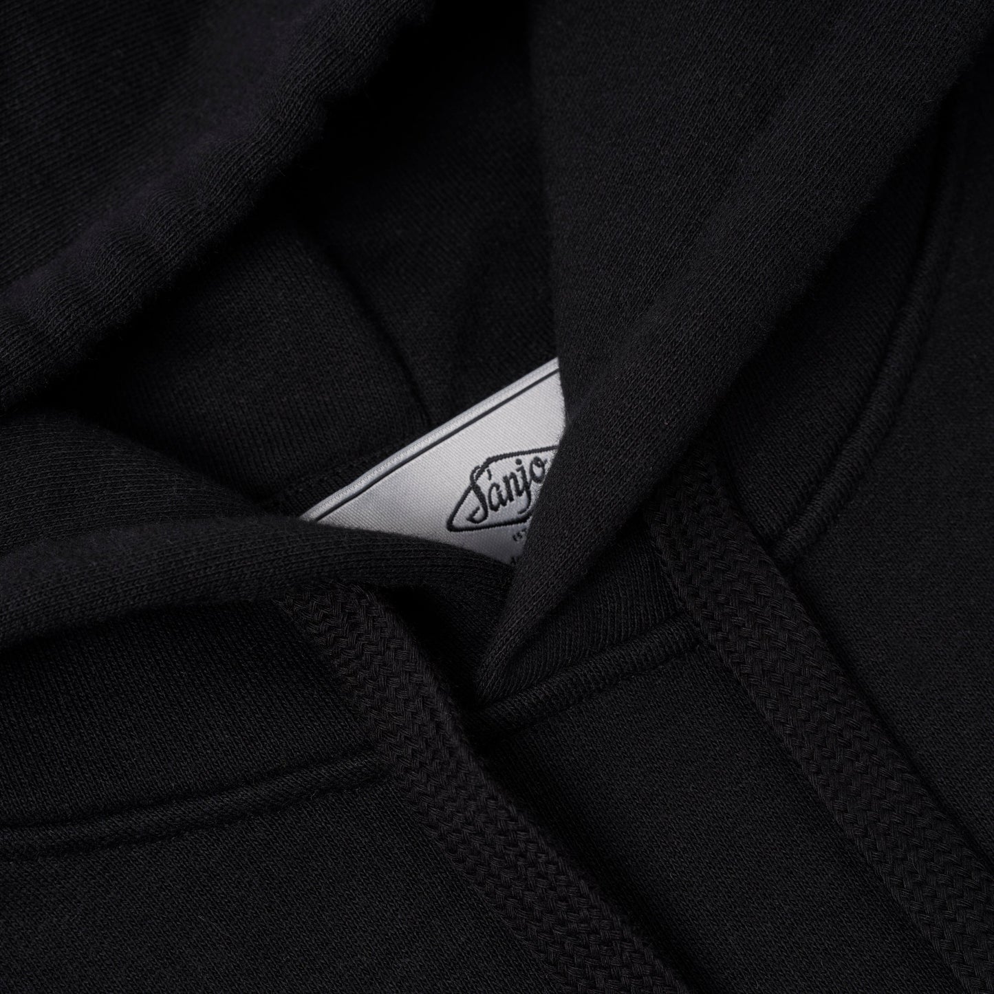 Sanjo Antique Aesthetique Hoodie // Preto