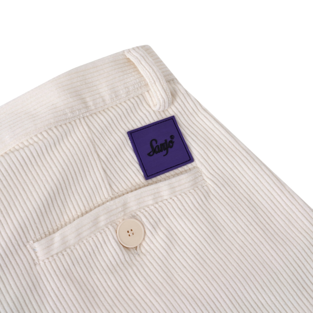 Sanjo Corduroy Boxy Shorts // Cru