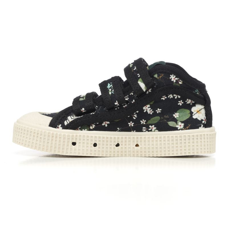 Sanjo Kids x Wolf & Rita K100 // Black Garden