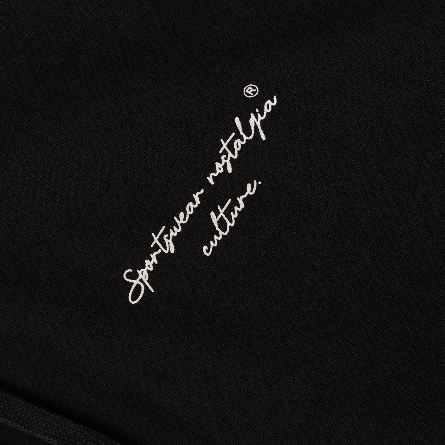 Sanjo Embroidery Nostalgia Hoodie // Preto