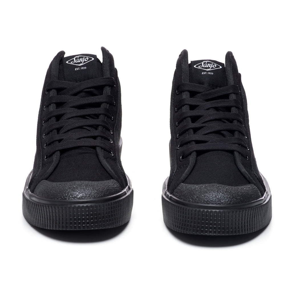 Sanjo K100 // All Black