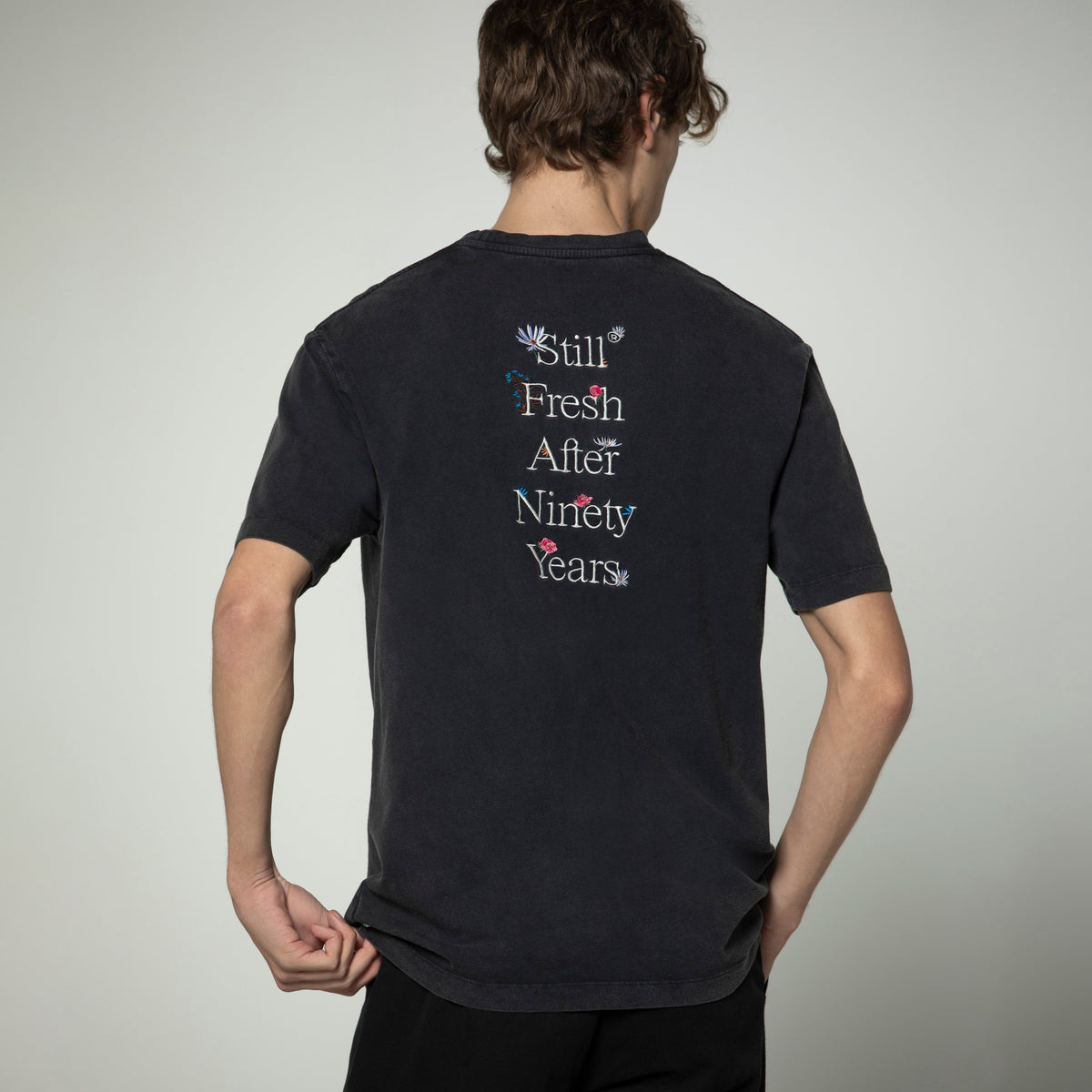 Camiseta Sanjo Faded Still Fresh // Negra