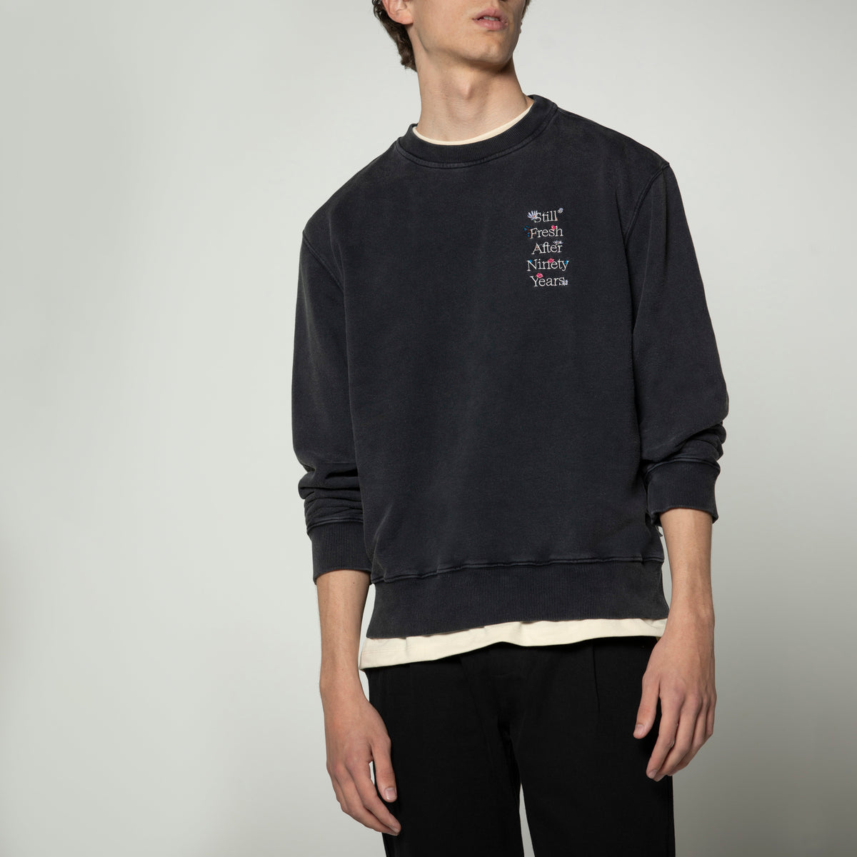 Sanjo Faded Still Sweat // Schwarz