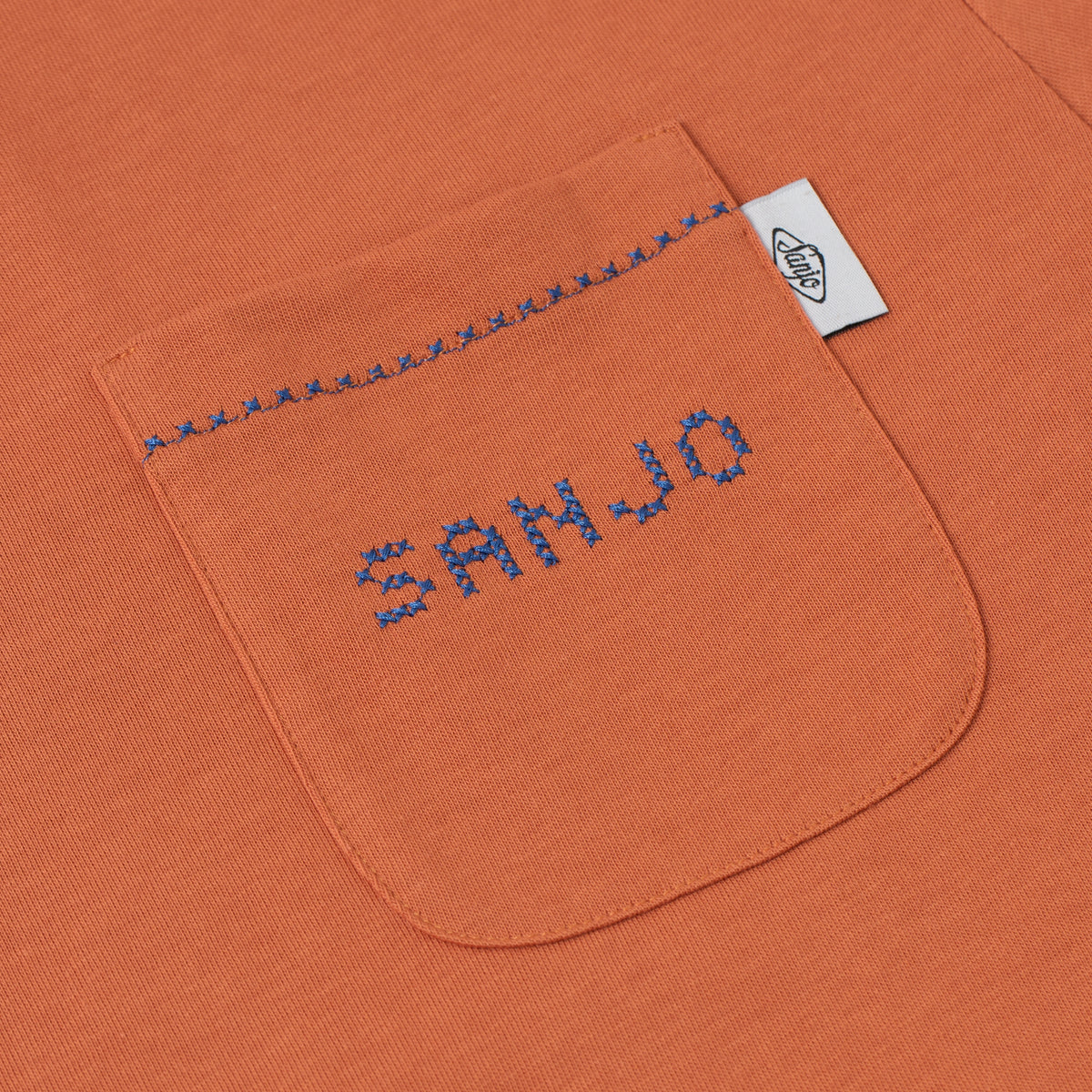 Camiseta de bolsillo con dinero antiguo de Sanjo // Brick