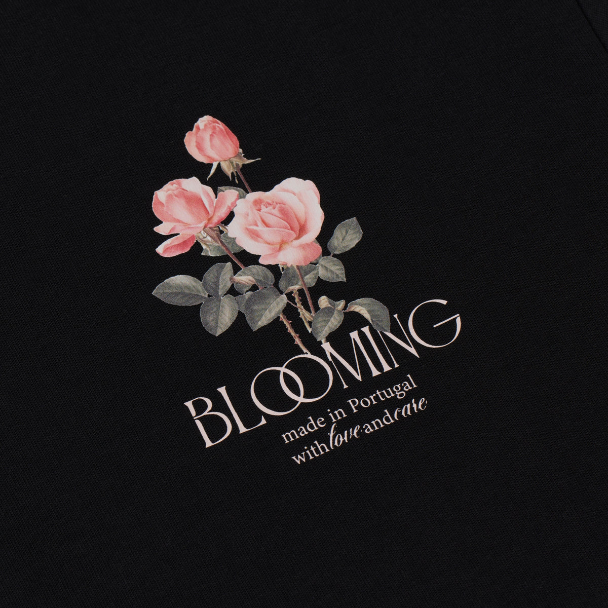 Sanjo Blooming T-shirt // Black