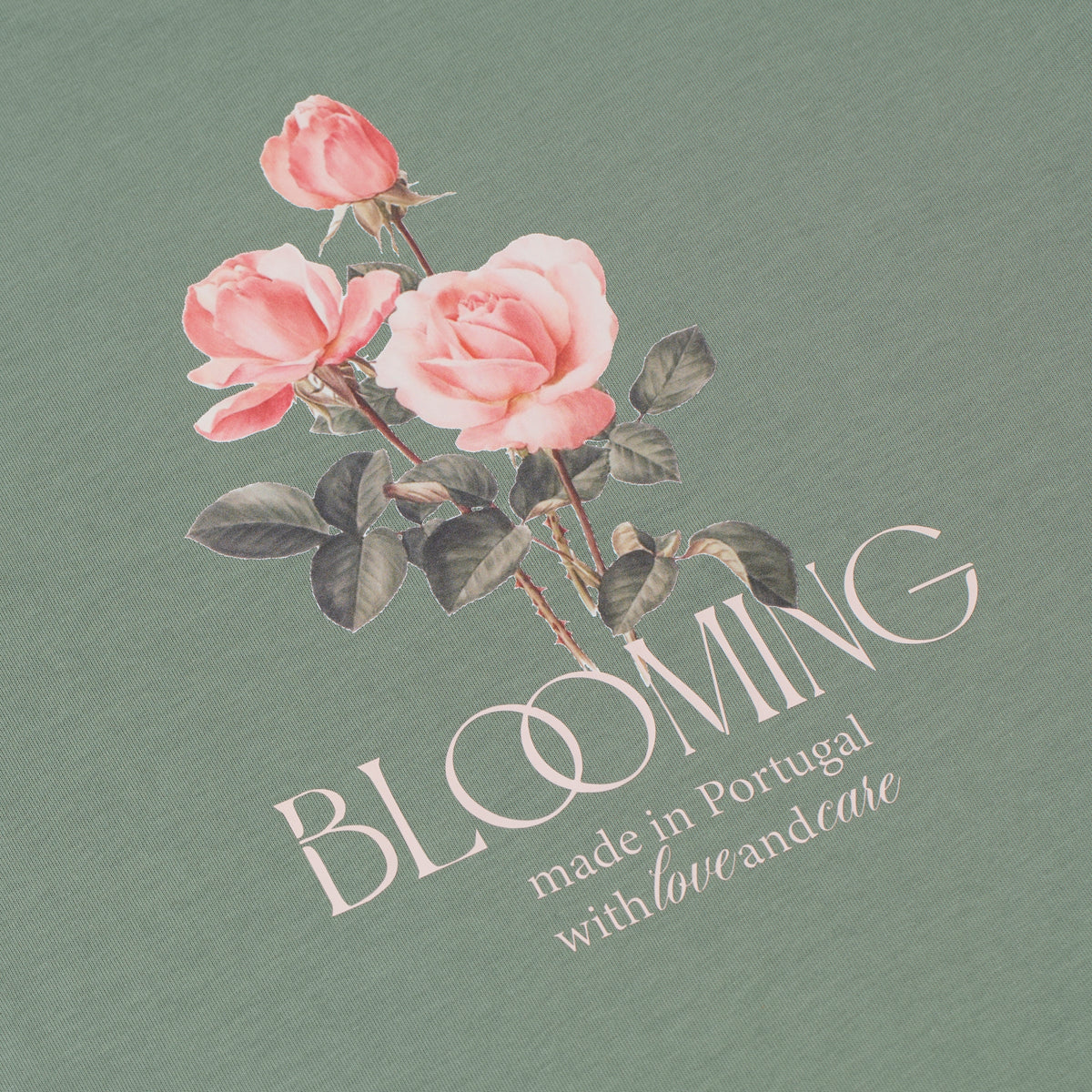 Sanjo Blooming // Camiseta color caqui