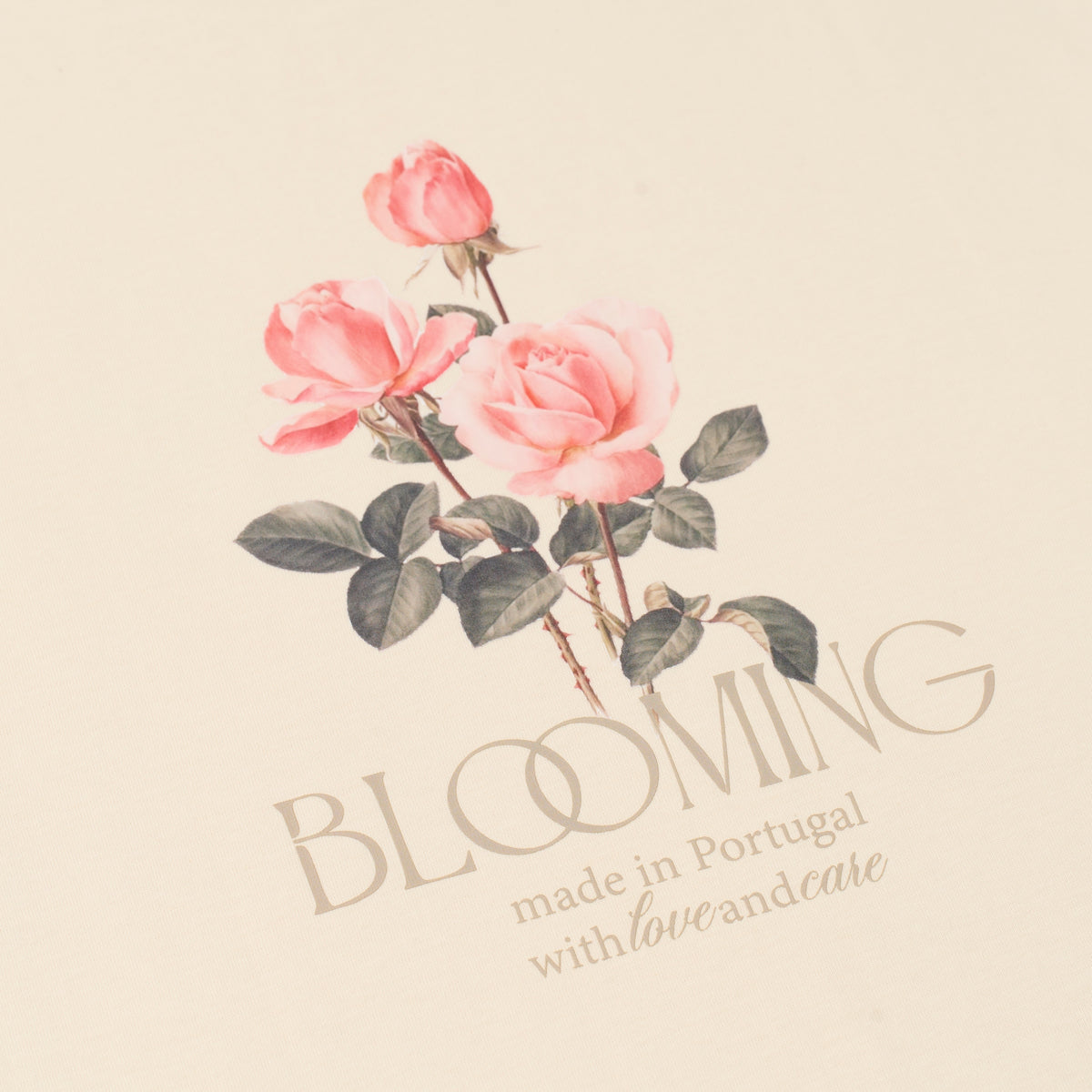 Sanjo Blooming // Camiseta color crudo