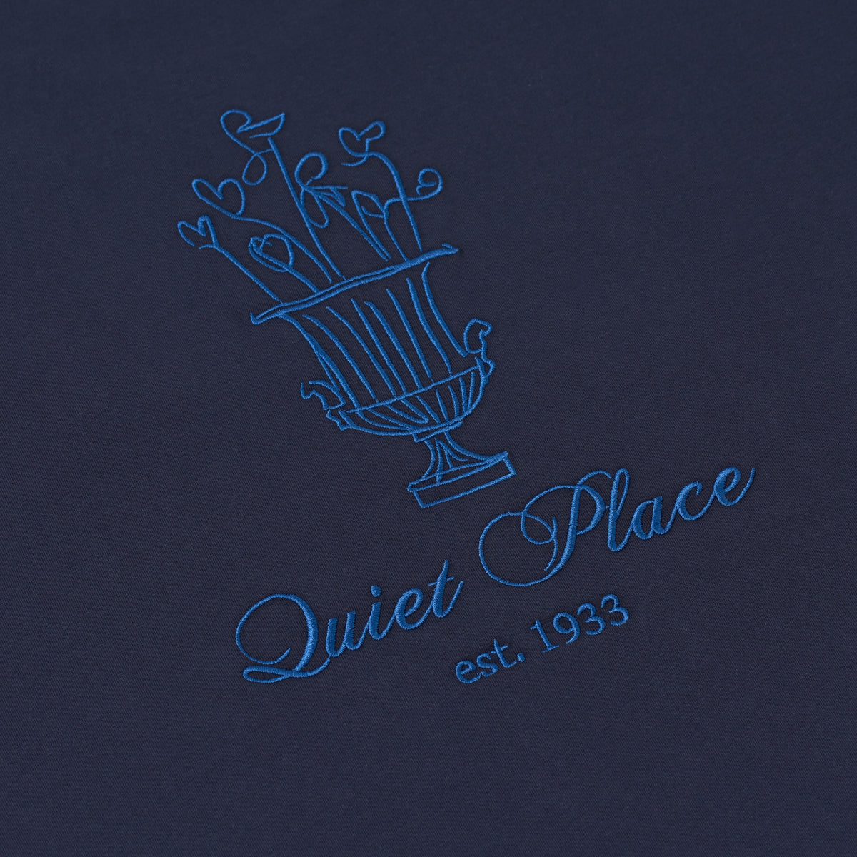 Camiseta Sanjo Quiet Place // Azul marino