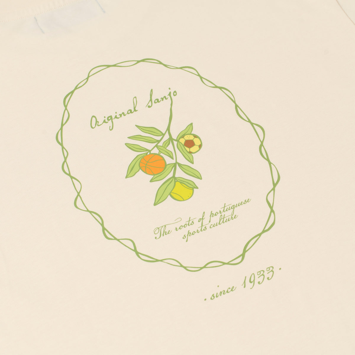 Sanjo The Sporty Olive T-shirt // Ecru