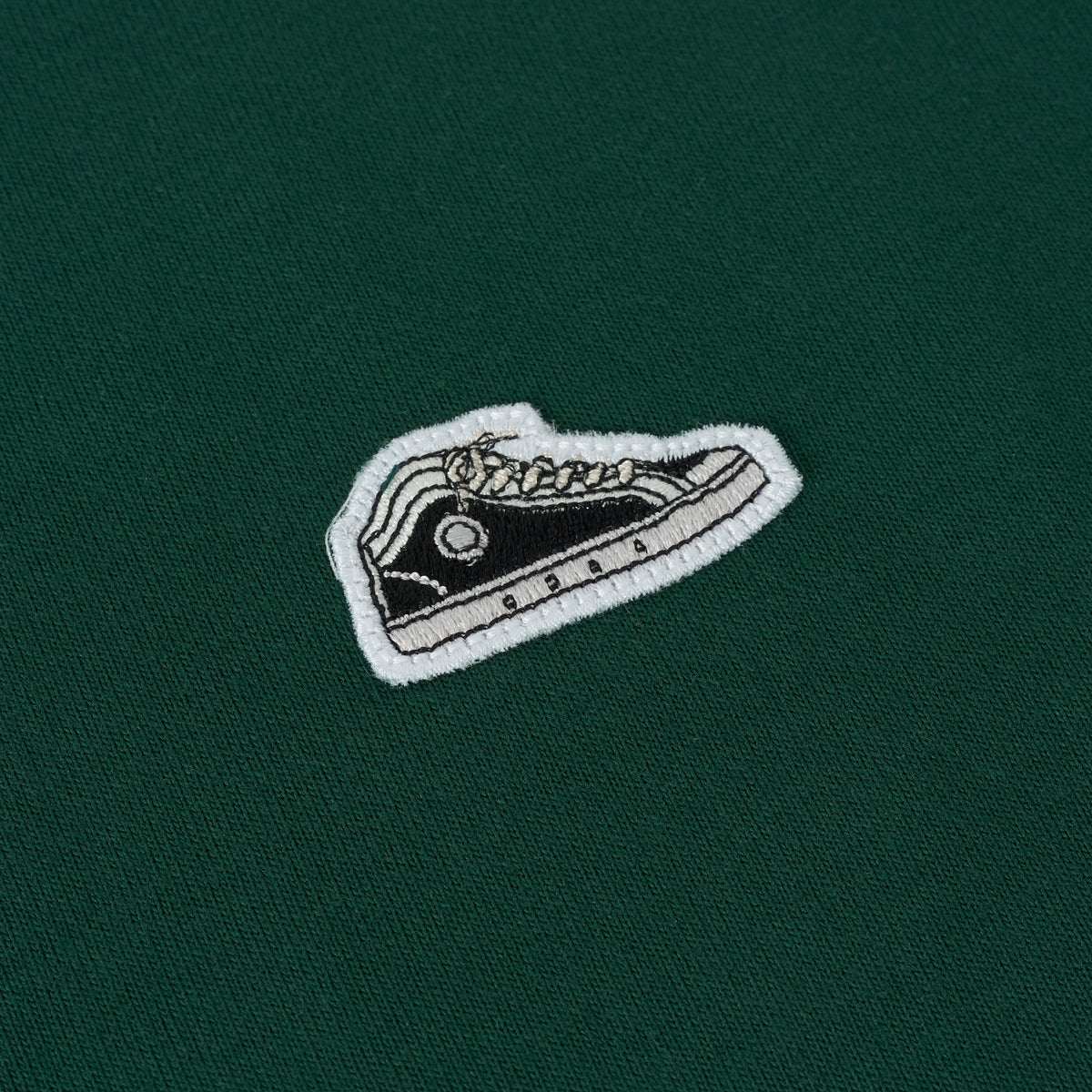 Camiseta clásica con parche Sanjo // Verde botella
