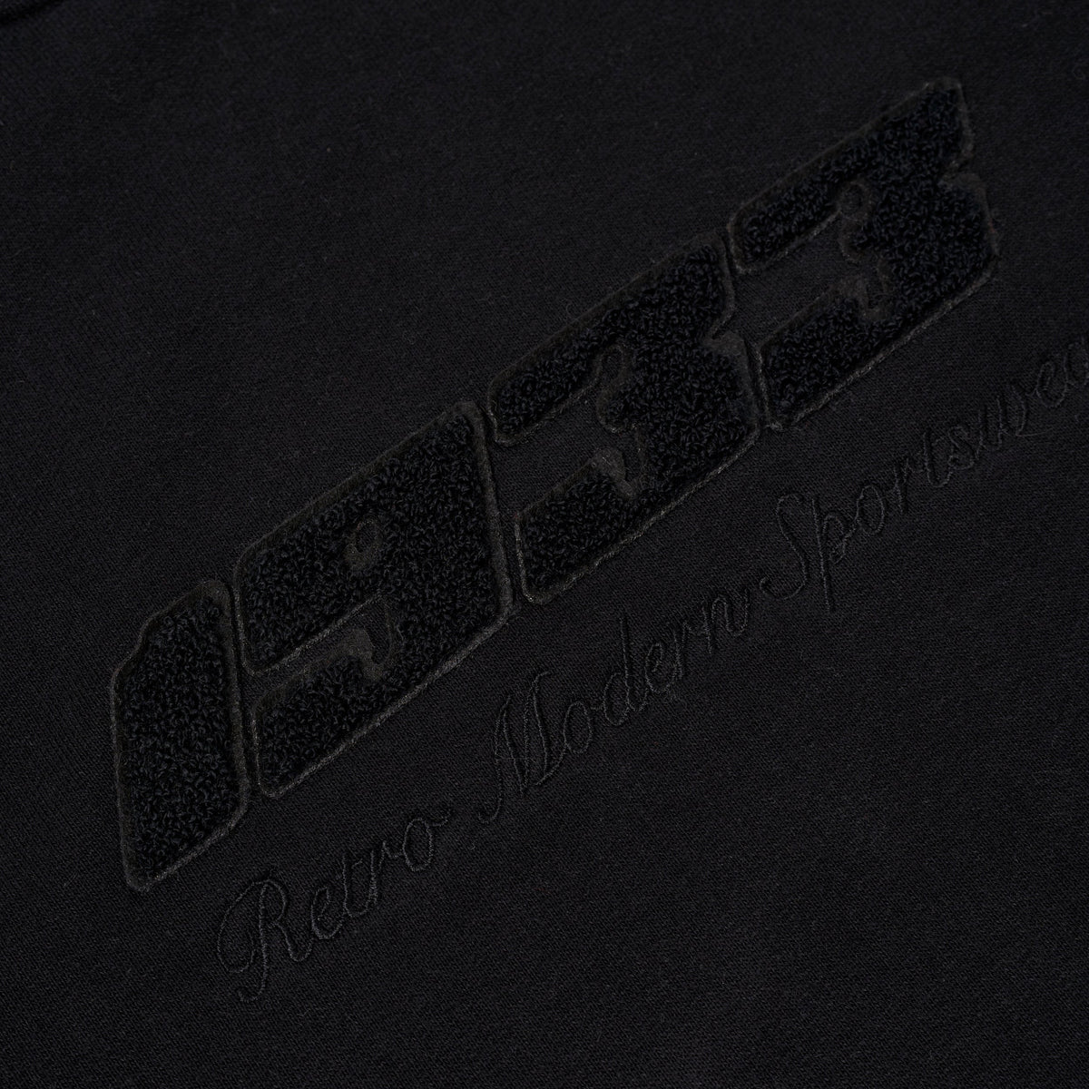 Sanjo Retro Sportswear Mono Sweater // Schwarz