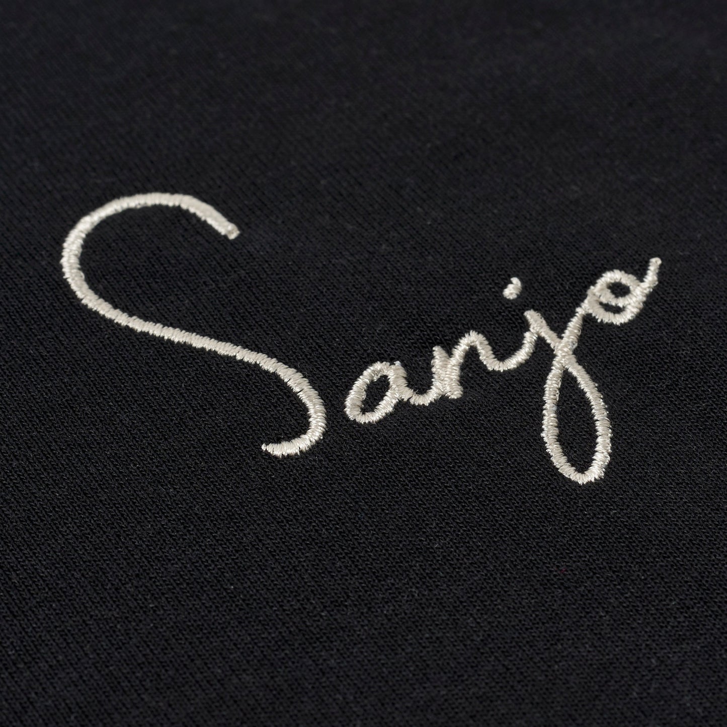 Sanjo 1954 Cream Logo T-shirt // Preto